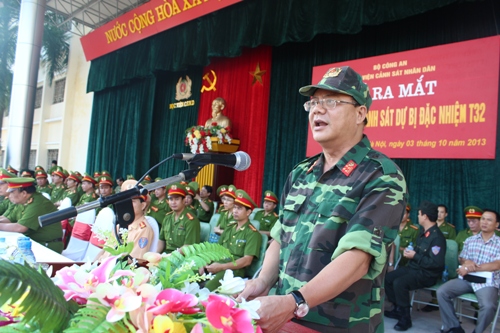 Đồng chí Đại tá, TS. Trần Minh Chất, Phó Giám đốc Học viện CSND phát biểu chỉ đạo tại Hội nghị